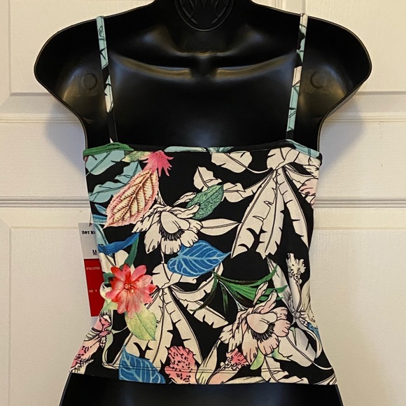 NWT 🌸 Spaghetti Strap Crop Top tank by Hot Kiss - Picture 7 of 12